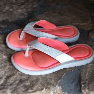 NIKE 354925-012 Pink comfort footbed thong slides slip on sandal women's us 8m